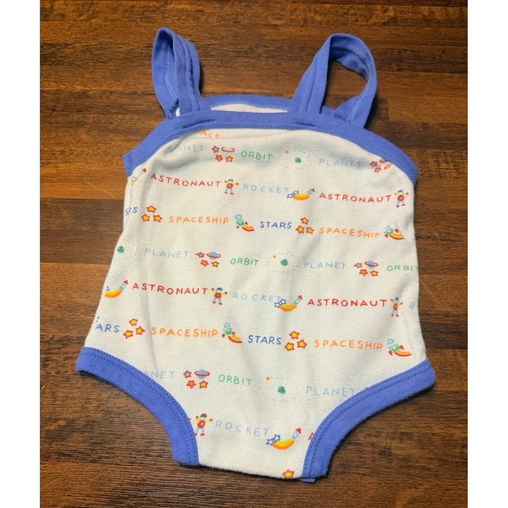 Vintage 80s boys summer romper.  Rockets, astronaut.  Soft and comfy.  0/3 mo